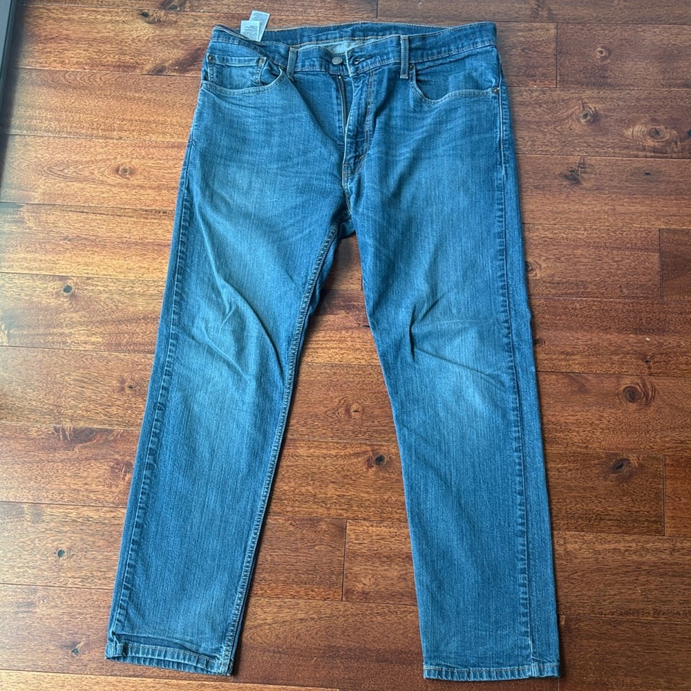 Levi's 502 Blue Jeans